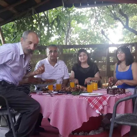 Eylul Kir Evi Kirbahcesi Konaklama *